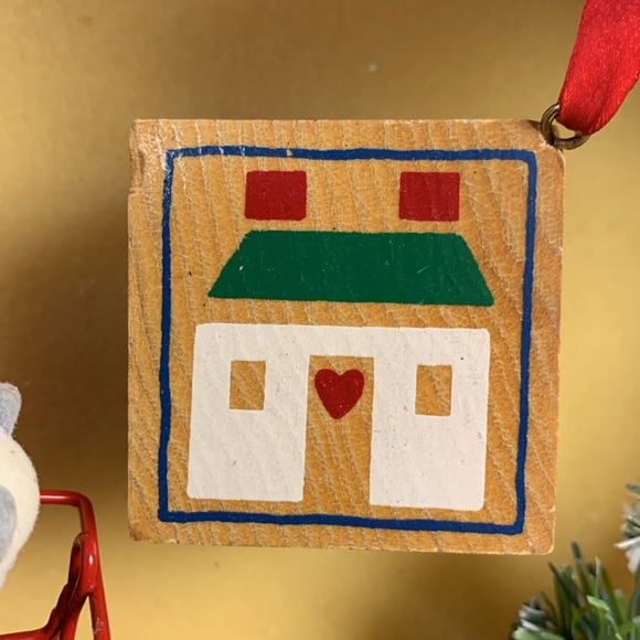 Merry Christmas Heart Wreath - Picture 4 of 8